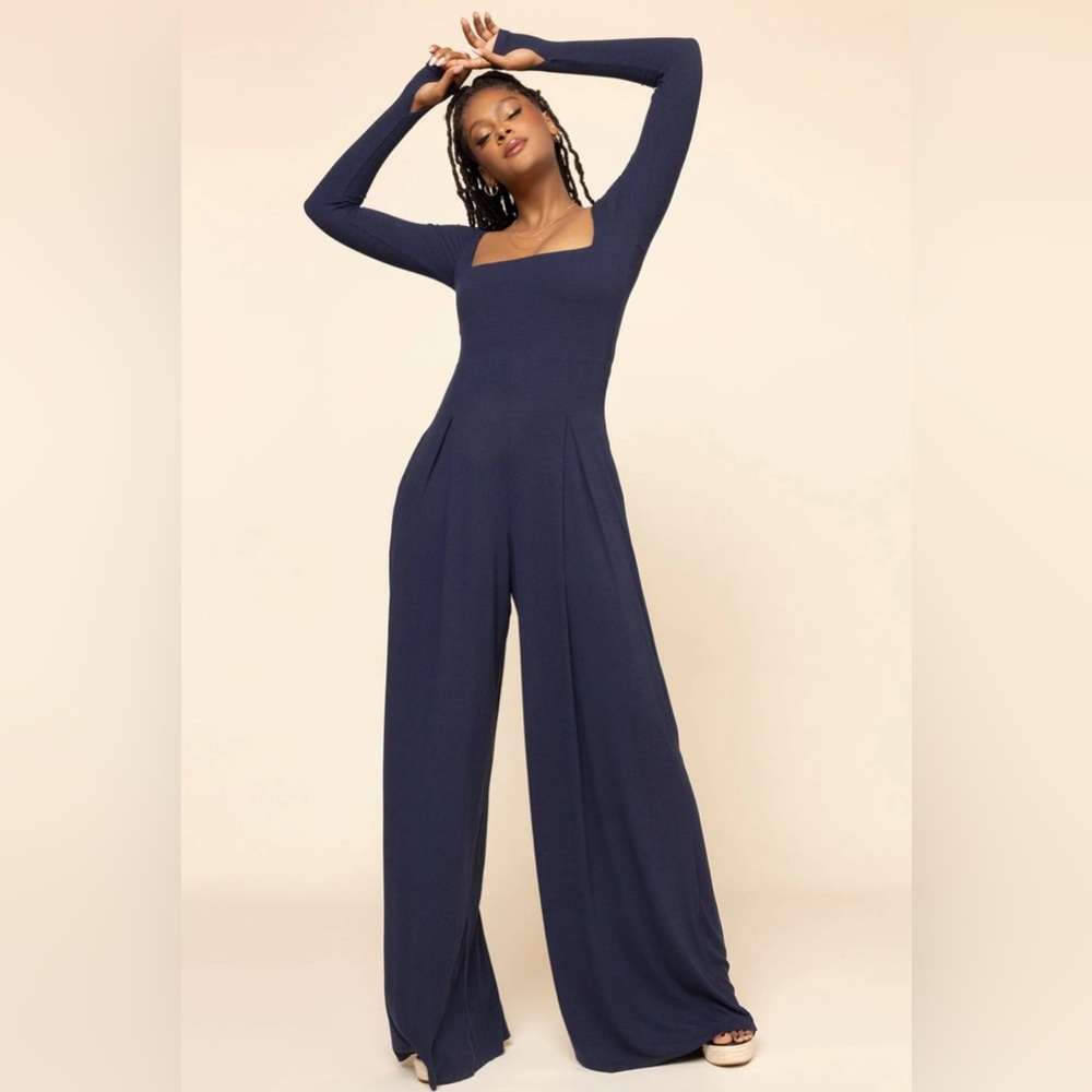 Popflex Active jumpsuit in NAVY L/Petite ✨
